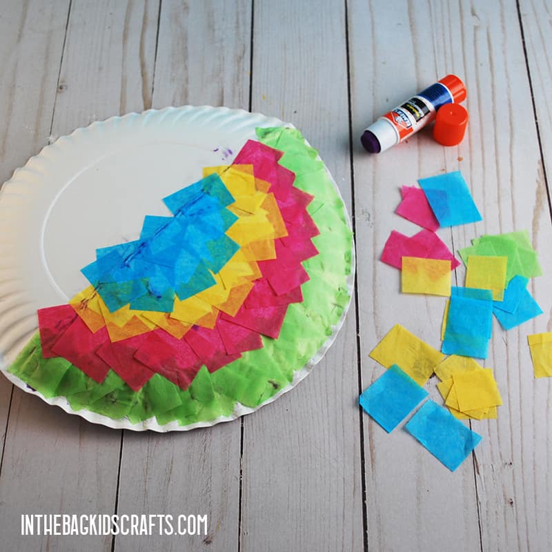 PAPER PLATE DANCER CRAFT STEP 1