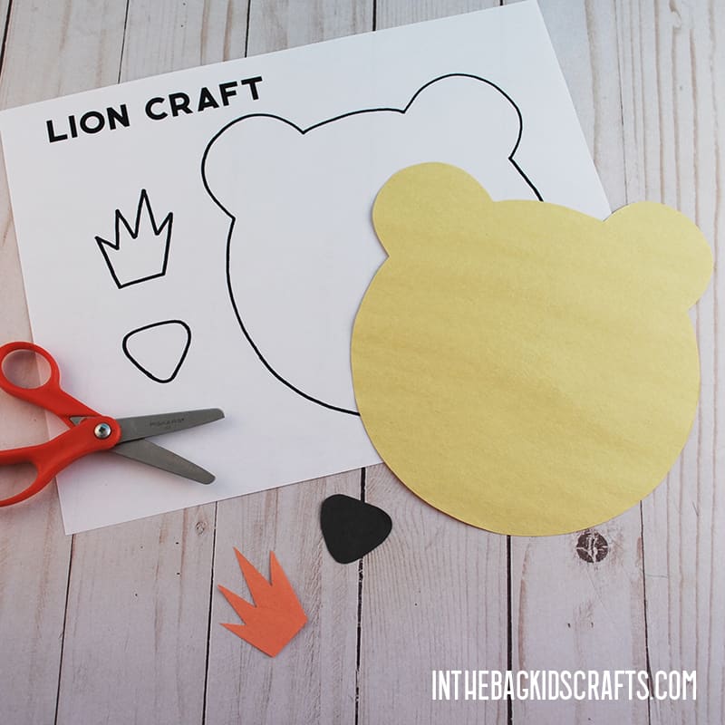 LION CRAFT STEP 4 CUT OUT THE LION CRAFT TEMPLATE