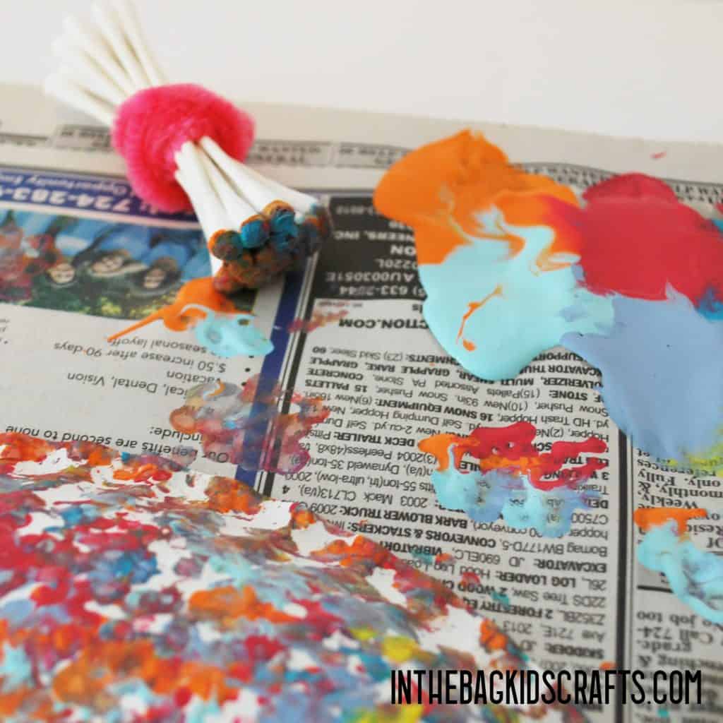 DOT PAINTING A JELLYFISH