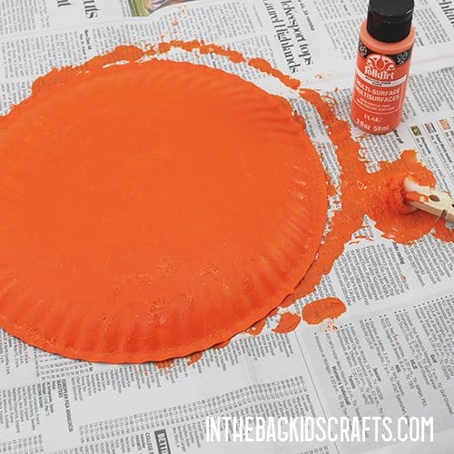 PAPER PLATE CAT CRAFT STEP 1